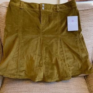 Athleta skirt, NWT, size 8